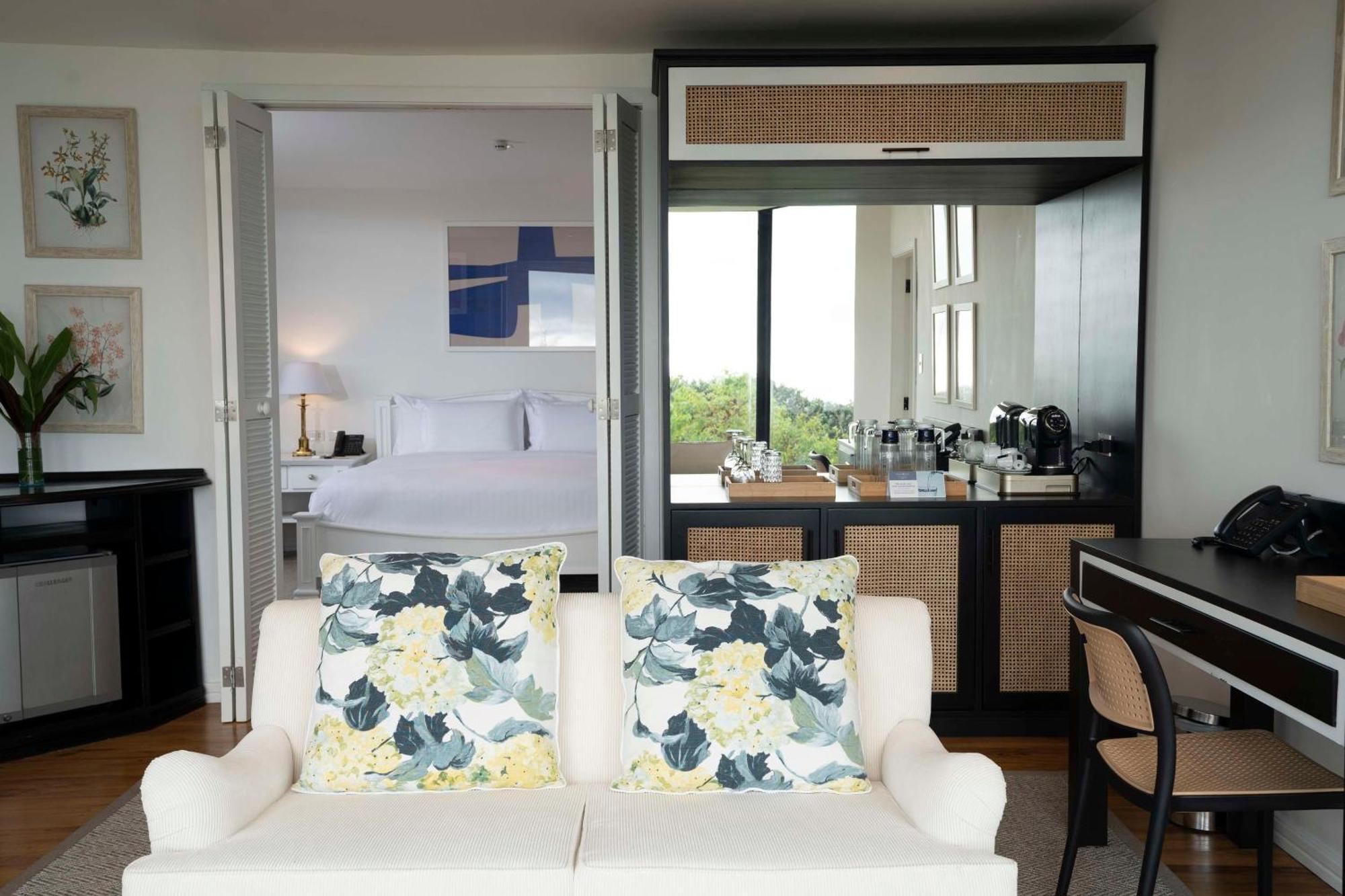 Royal Palm Galapagos, Curio Collection Hotel By Hilton Bellavista  Dış mekan fotoğraf