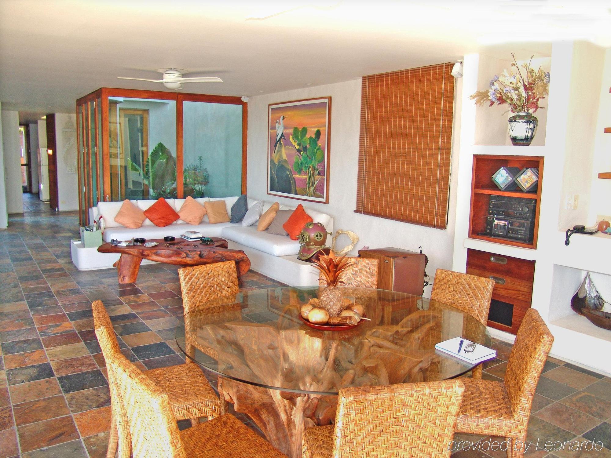 Royal Palm Galapagos, Curio Collection Hotel By Hilton Bellavista  Dış mekan fotoğraf